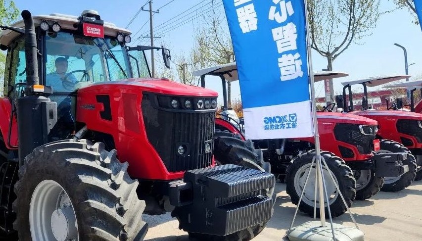 【闪灼中原】五地巡展，304am永利集团XT系列2024款拖沓机“亮剑”河南引热潮