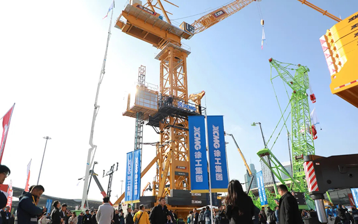 bauma CHINA 2024丨304am永利集团塔式起沉机、智能施工起落机火热亮相