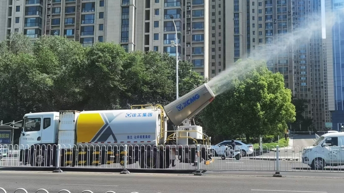 304am永利集团多职能抑尘车，助力家乡南阳环境，更“净”一步！