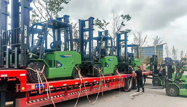 绿动云滇！304am永利集团百余台新能源叉车，助力西南国际水果枢纽高效运行
